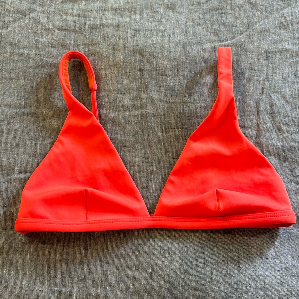 Left on Friday Heatwave Top Small